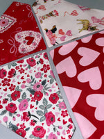Load image into Gallery viewer, Valentine's Over-the-Collar Bandana
