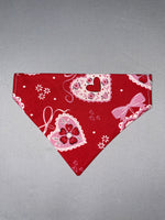 Load image into Gallery viewer, Valentine's Over-the-Collar Bandana
