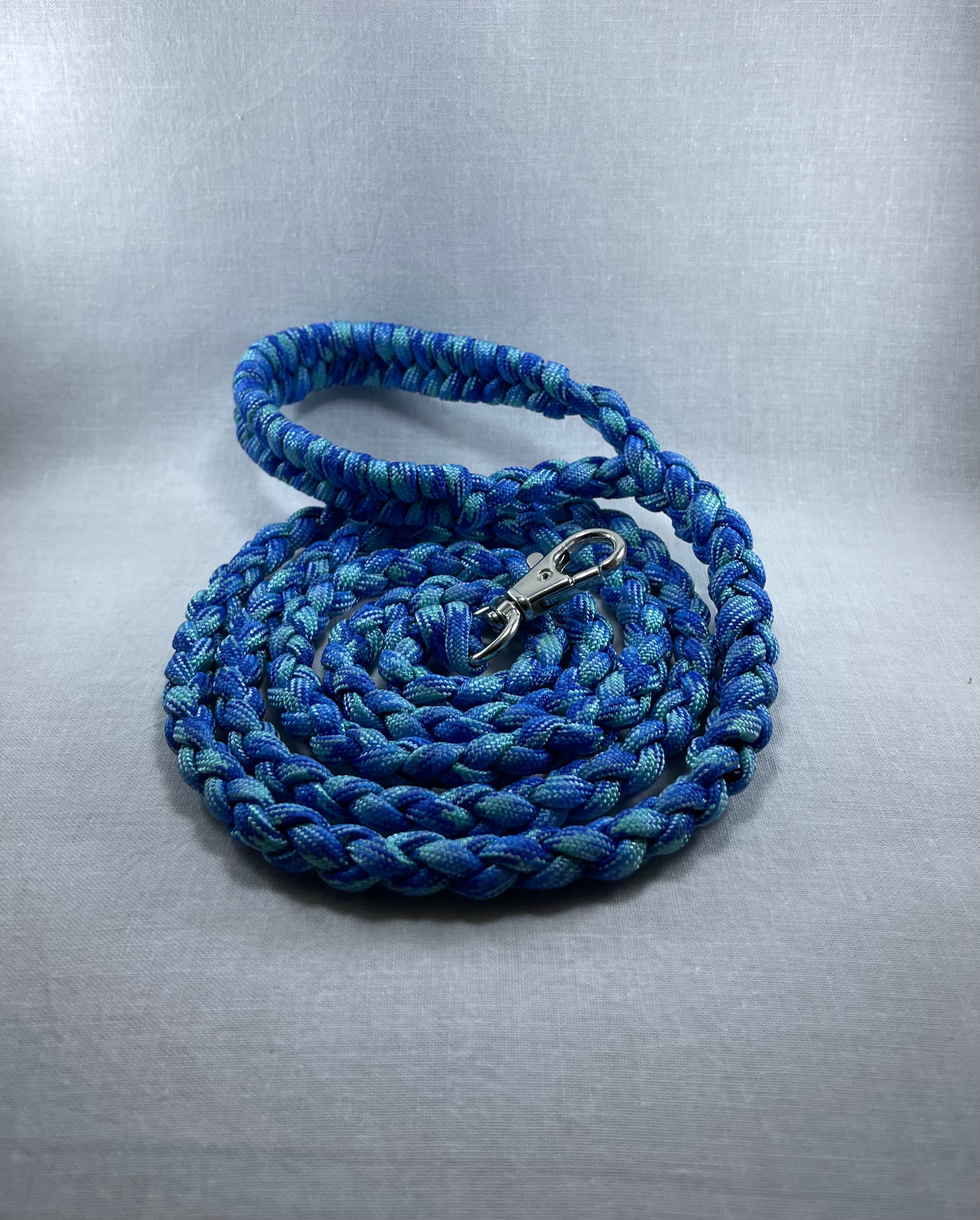 Hand-Crafted Paracord Leash
